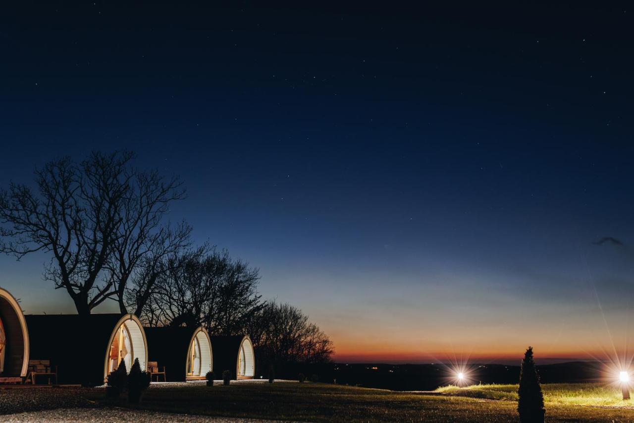 Hotel North Coast 9 Glamping Capecastle Exterior foto